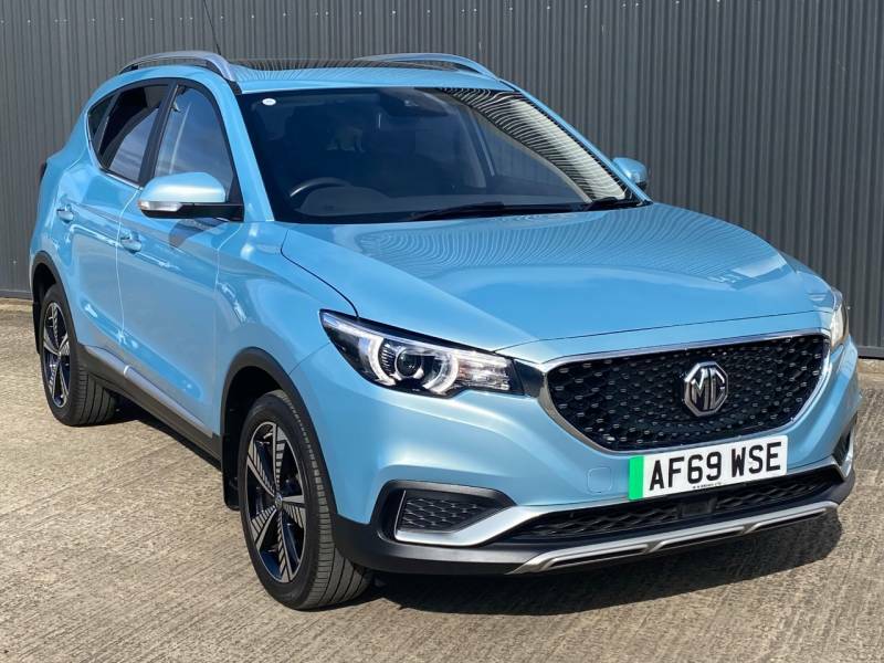Compare MG ZS 105Kw Exclusive Ev 45Kwh AF69WSE Blue