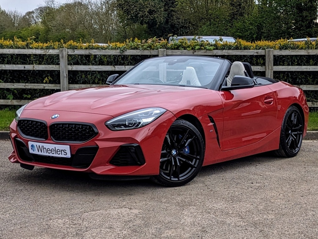 Compare BMW Z4 M40i  Red
