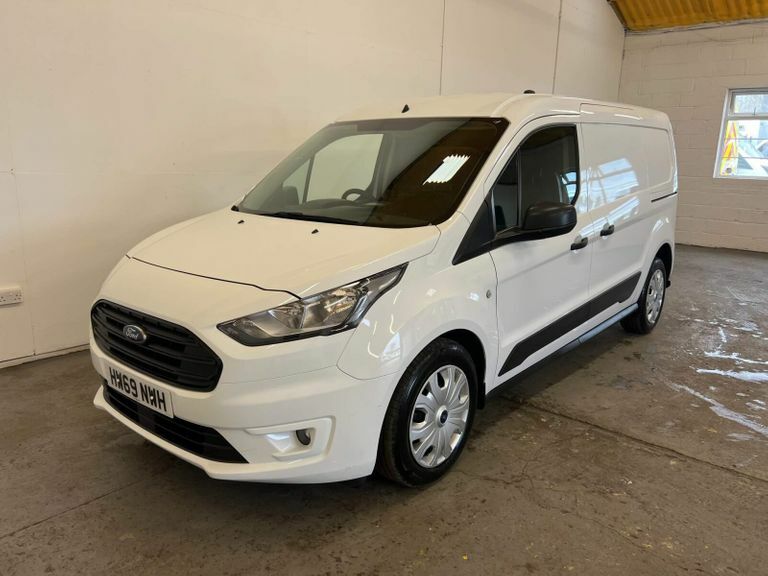 Compare Ford Transit Connect 1.5 230 Ecoblue Trend Crew Van Euro 6 Ss 6Dr HW69NWH White