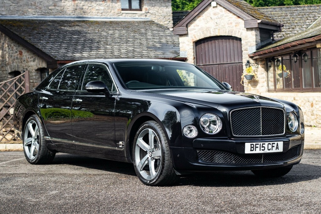 Compare Bentley Mulsanne 6.8 V8 Speed BF15CFA Black