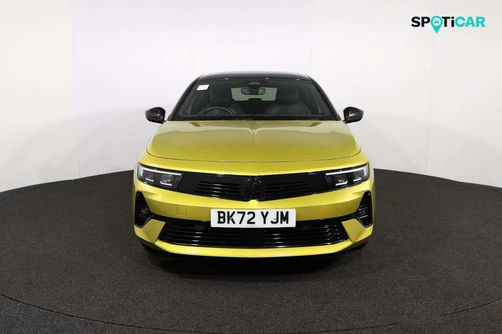 Compare Vauxhall Astra 1.2 Turbo Ultimate Euro 6 Ss 1.2 Turbo BK72YJM Yellow