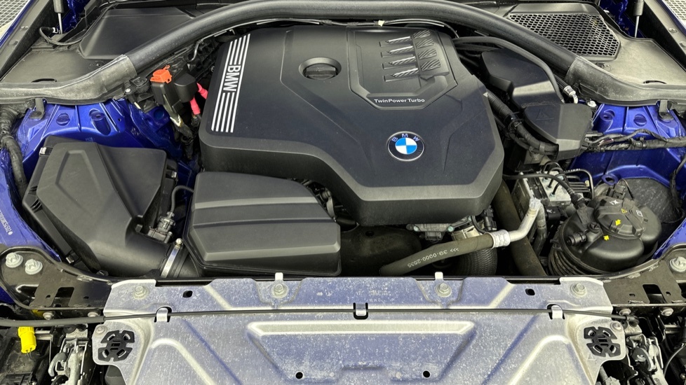 Compare BMW 3 Series 320I M Sport LM22EAK Blue