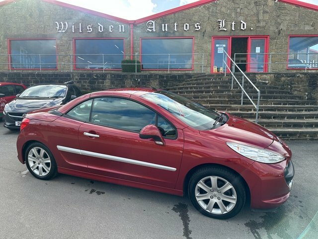 Compare Peugeot 207 1.6 Sport Coupe Cabriolet Hdi 108 Bhp FY08WNX Red
