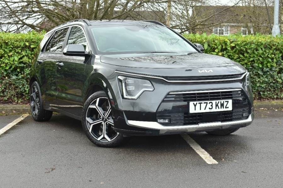 Used 2023 Kia Niro YT73KWE 1.6h Gdi 4 Suv 5dr Petrol Hybrid Dct on ...