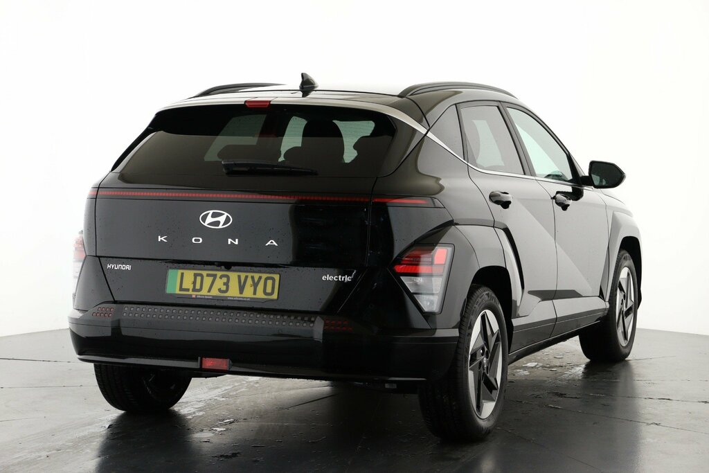 Compare Hyundai Kona Kona Advance Ev LD73VYO Black