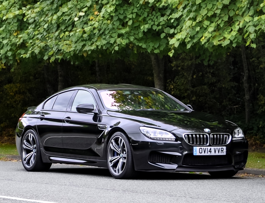 BMW 6 Series Coupe Black #1