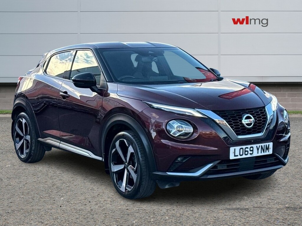 Compare Nissan Juke Tekna Dig-t S-a LO69YNM Red
