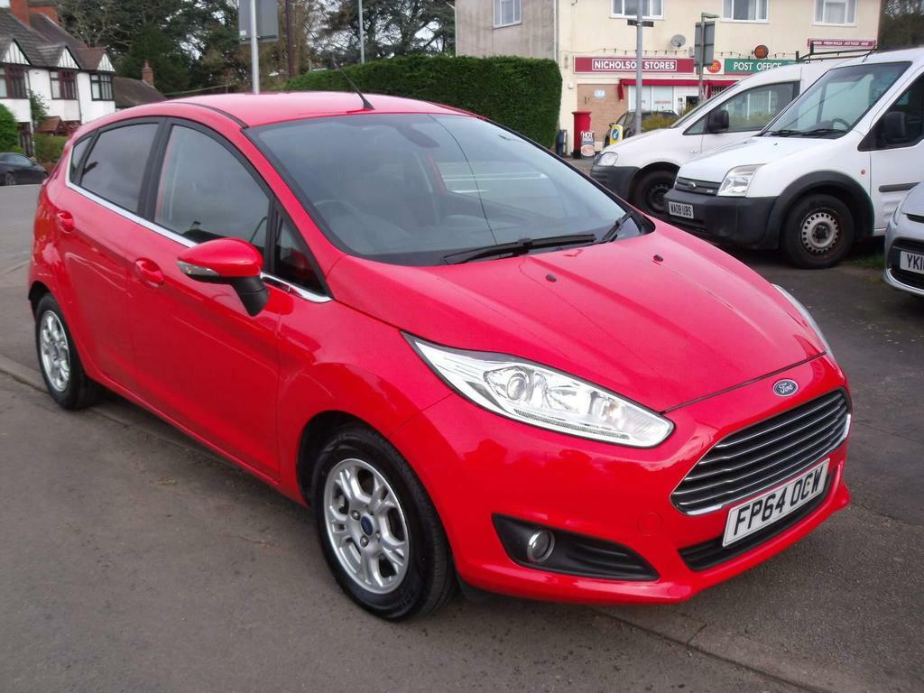 Compare Ford Fiesta 1.6 Tdci Econetic Titanium Euro 5 Ss FP64OCW Red