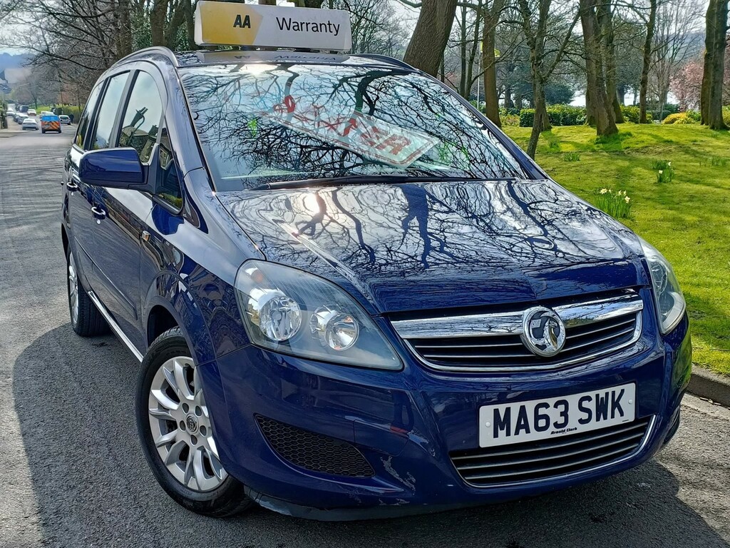 Compare Vauxhall Zafira 1.6 16V Exclusiv Euro 5 MA63SWK Blue