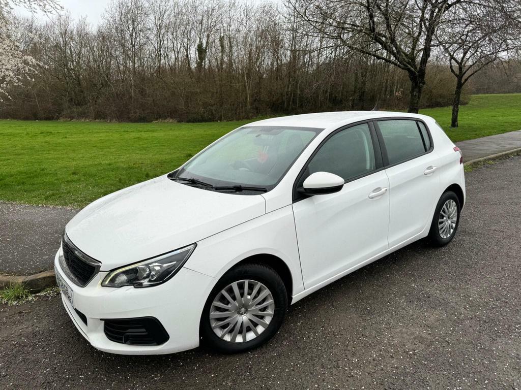 Compare Peugeot 308 1.6 Bluehdi Access Euro 6 Ss YJ19CFV White