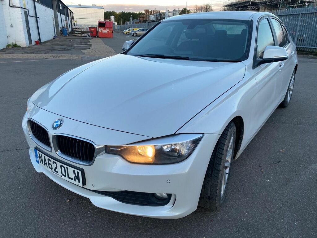 Compare BMW 3 Series Saloon 2.0 318D Se Euro 5 Ss 201262 NA62OLM White