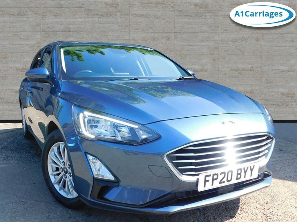 Compare Ford Focus 1.0T Ecoboost Titanium FP20BYY Blue