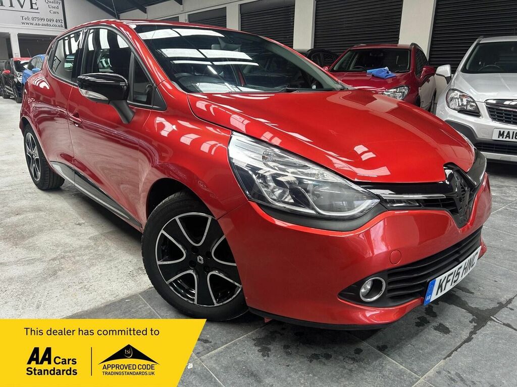 Compare Renault Clio Hatchback 0.9 Tce Dynamique Medianav Euro 5 Ss KF15HNC Red