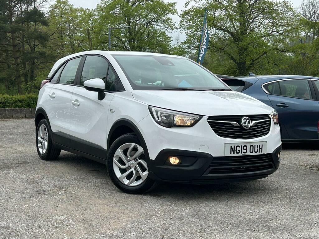 Compare Vauxhall Crossland X Suv NG19OUH White