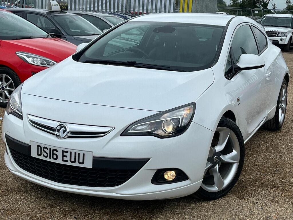 Compare Vauxhall Astra GTC Astra Gtc Sri T Ss DS16EUU White