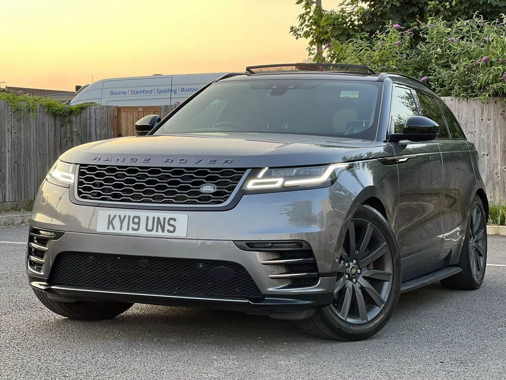Compare Land Rover Range Rover Velar 4X4 3.0 D300 R-dynamic Hse 4Wd Euro 6 Ss 5 KY19UNS Grey