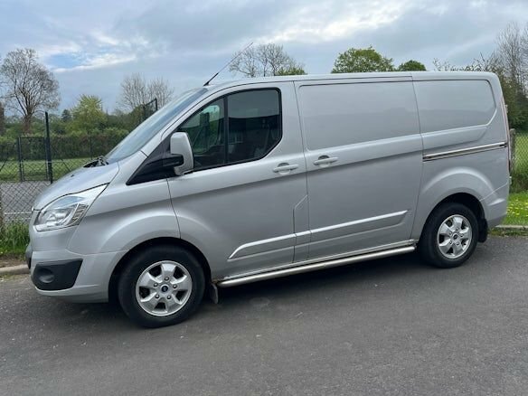 Compare Ford Transit Custom Custom 2.2 270 Limited MD15OEF Silver