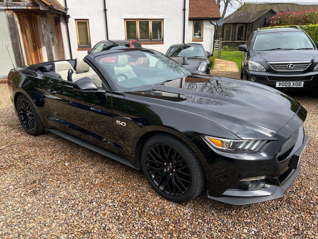 Compare Ford Mustang 5.0 V8 Gt Selshift Euro 6  Black