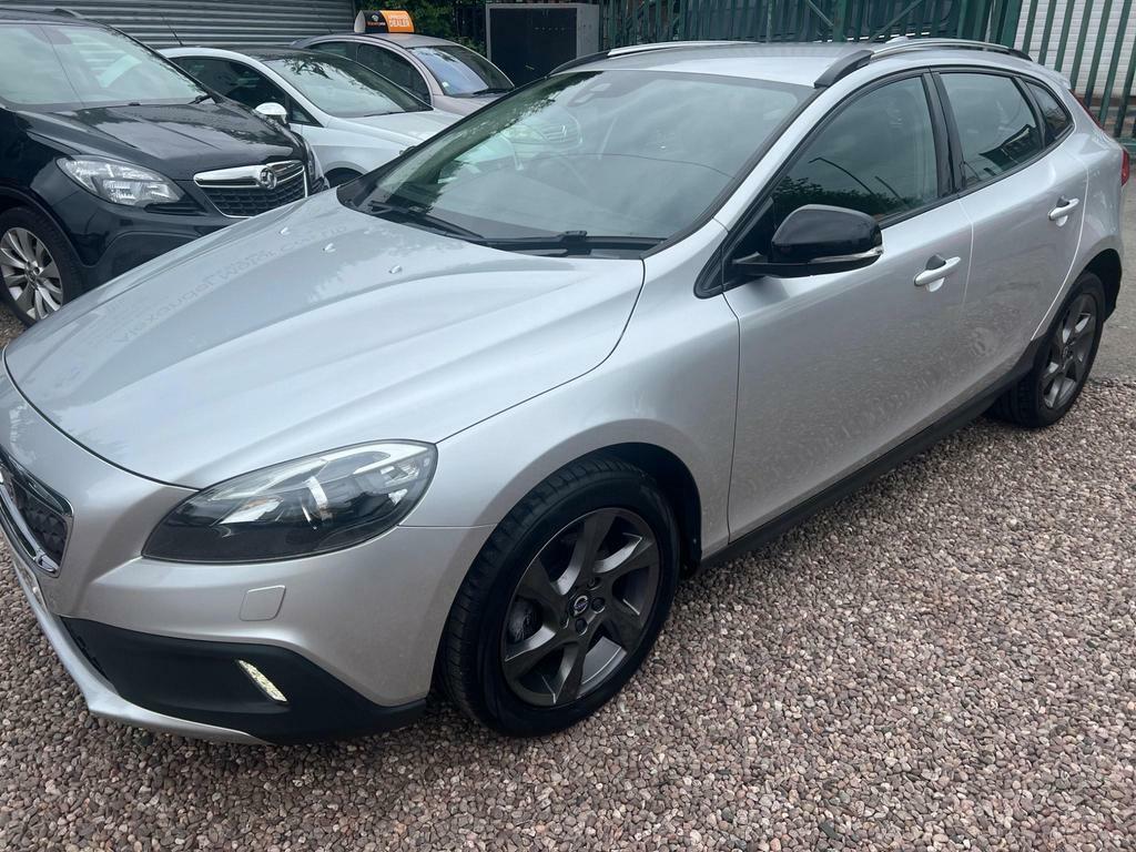 Volvo V40 Cross Country Cross Country 1.6 D2 Lux Powershift Euro 5 Ss Silver #1