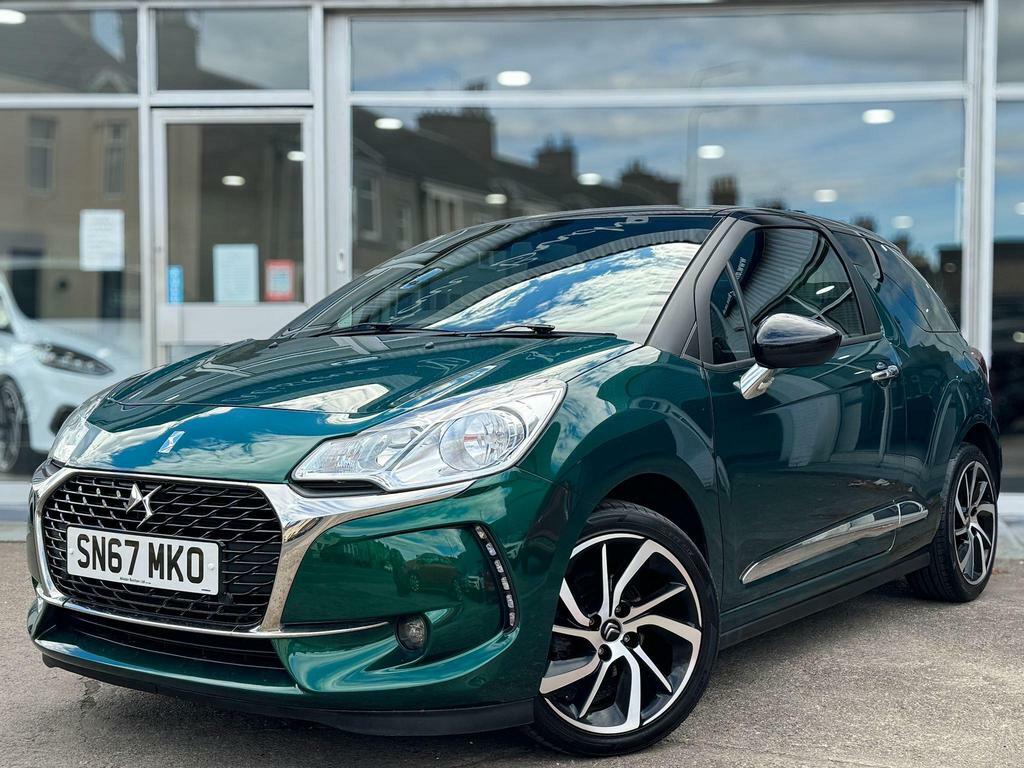 Compare DS DS 3 1.2 Puretech Connected Chic Euro 6 Ss SN67MKO Green