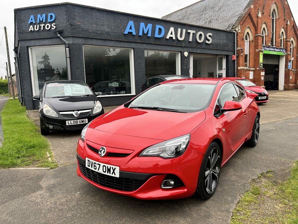 Vauxhall Astra GTC 1.4T 16V Limited Edition Navleather Red #1