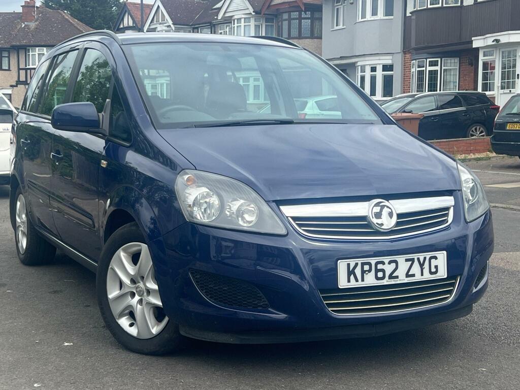 Compare Vauxhall Zafira Exclusiv KP62ZYG Blue