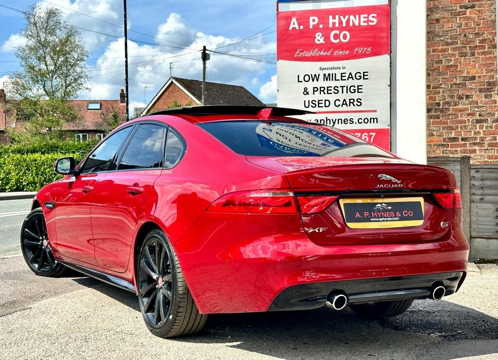 Compare Jaguar XF Saloon 3.0 V6 S Euro 6 Ss 201616 NL16UUO Red