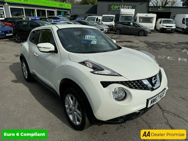 Compare Nissan Juke 1.2 Acenta Dig-t 115 Bhp In White With 42,180 M EY66UVL White
