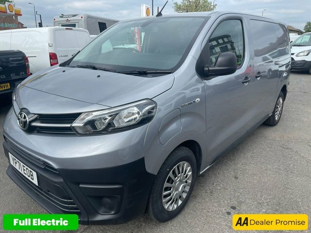 Compare Toyota PROACE L2 Icon Crc 134 Bhp In Grey With 12,871 Miles And YP71EOB Grey