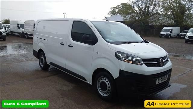 Compare Vauxhall Vivaro 1.5 L2h1 2900 Edition Ss 101 Bhp In White With 43 DY71FWB White