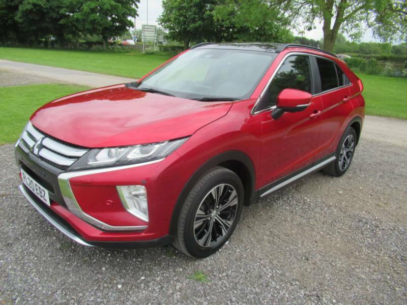 Compare Mitsubishi Eclipse Cross 1.5 Exceed Cvt 4Wd PL20EBZ Red