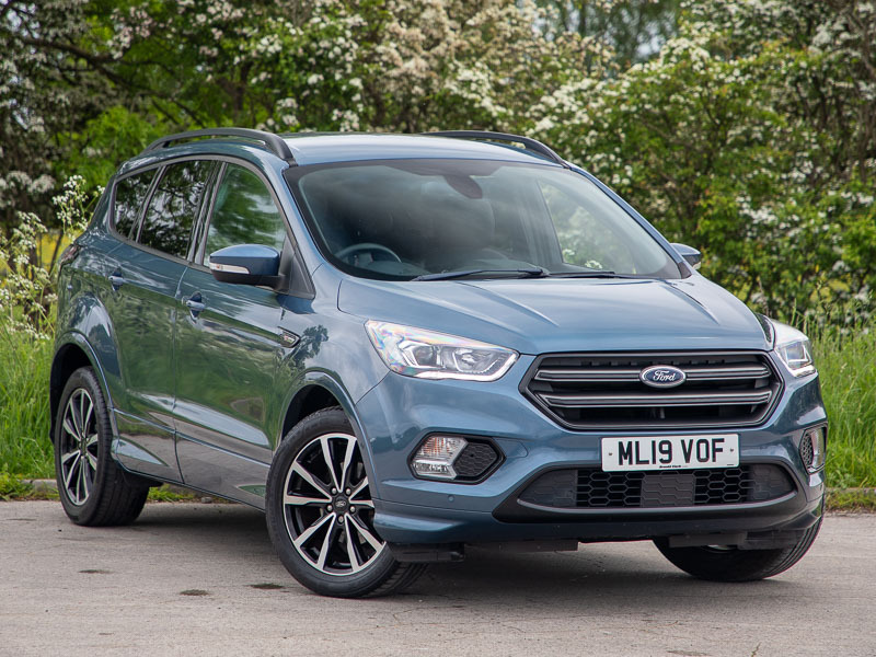 Compare Ford Kuga 1.5 Ecoboost St-line 2Wd ML19VOF Blue