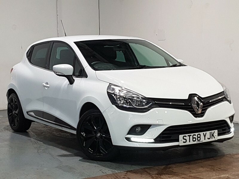 Compare Renault Clio Iconic Tce ST68YJK White