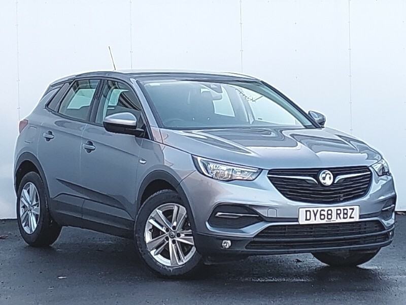 Compare Vauxhall Grandland X 1.2 Turbo Se DY68RBZ Grey