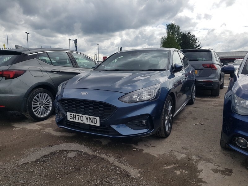 Compare Ford Focus 1.5 Ecoblue 120 St-line Edition SH70YND Blue
