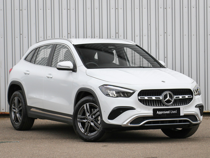 Compare Mercedes-Benz GLA Class Gla 180 Sport Edition  White