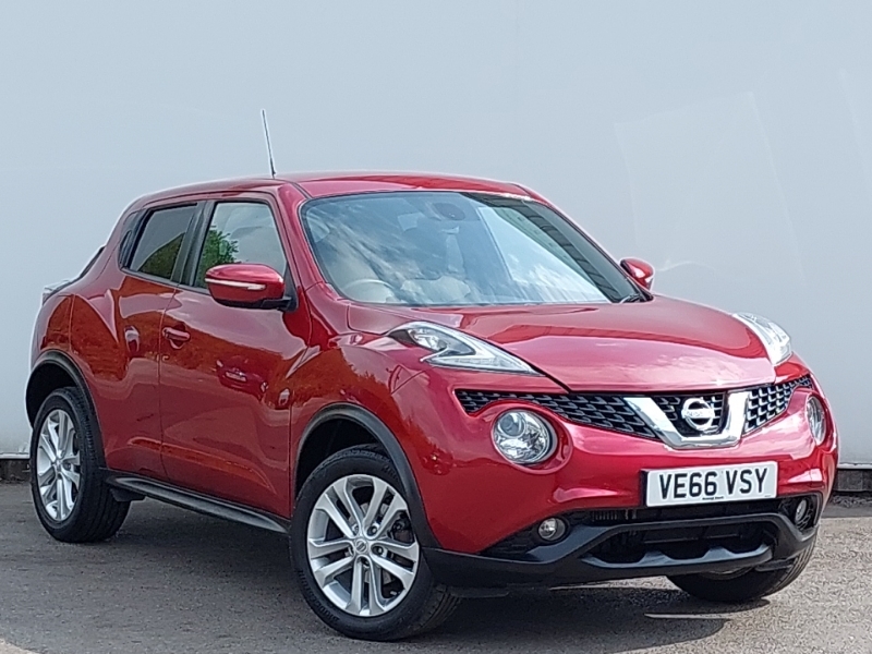 Compare Nissan Juke 1.5 Dci N-connecta VE66VSY Red