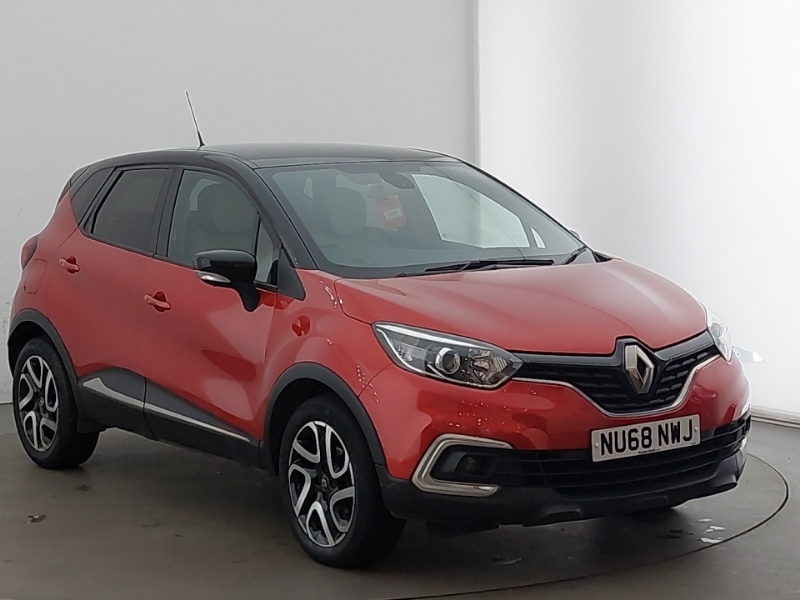 Compare Renault Captur 0.9 Tce 90 Iconic NU68NWJ Red