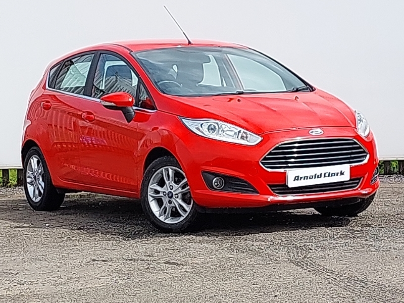 Compare Ford Fiesta 1.25 82 Zetec SH16EDL Red