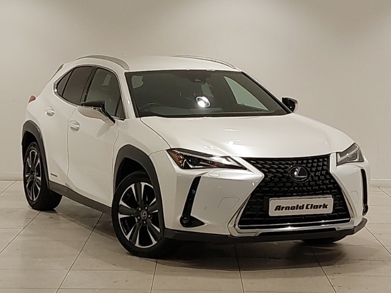 Compare Lexus UX 250H 2.0 Cvt Without Nav MW69ZHO White