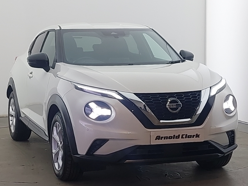 Compare Nissan Juke 1.0 Dig-t N-connecta SB69EFX White
