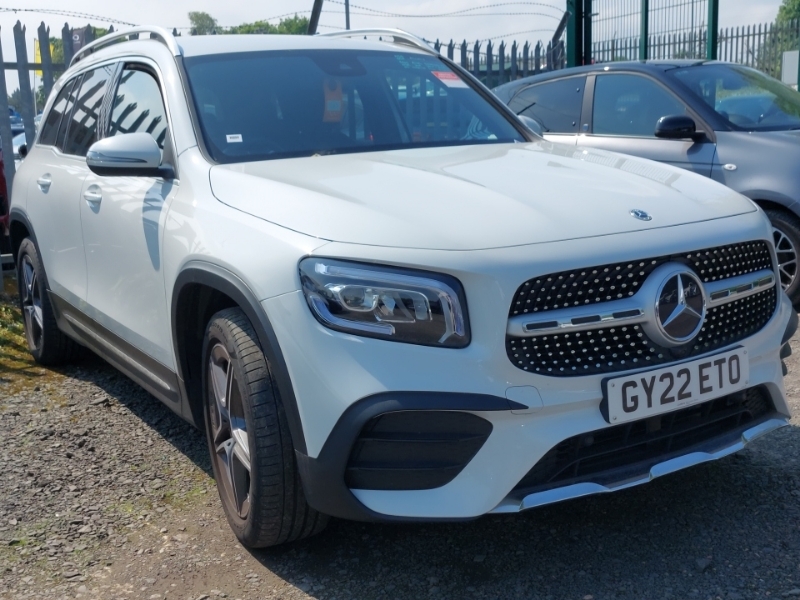 Compare Mercedes-Benz GLB Class Glb 200 Amg Line 7G-tronic GY22ETO White