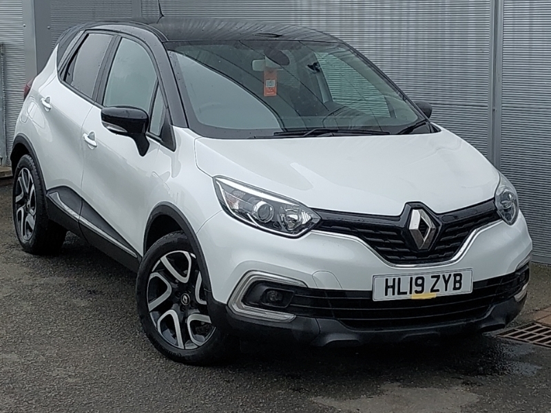 Compare Renault Captur 1.5 Dci 90 Iconic HL19ZYB White
