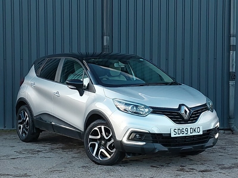 Compare Renault Captur 1.3 Tce 130 Iconic SD69DKO Silver