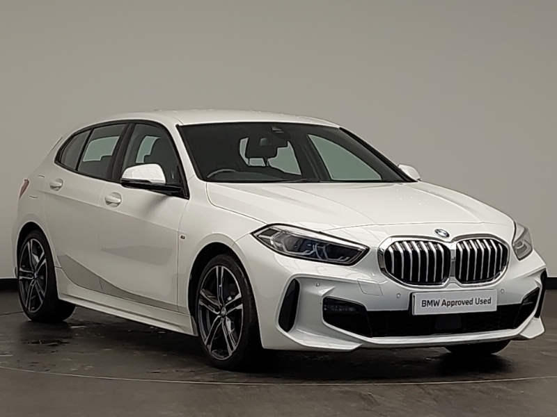 Compare BMW 1 Series 118D M Sport SH70GMX White