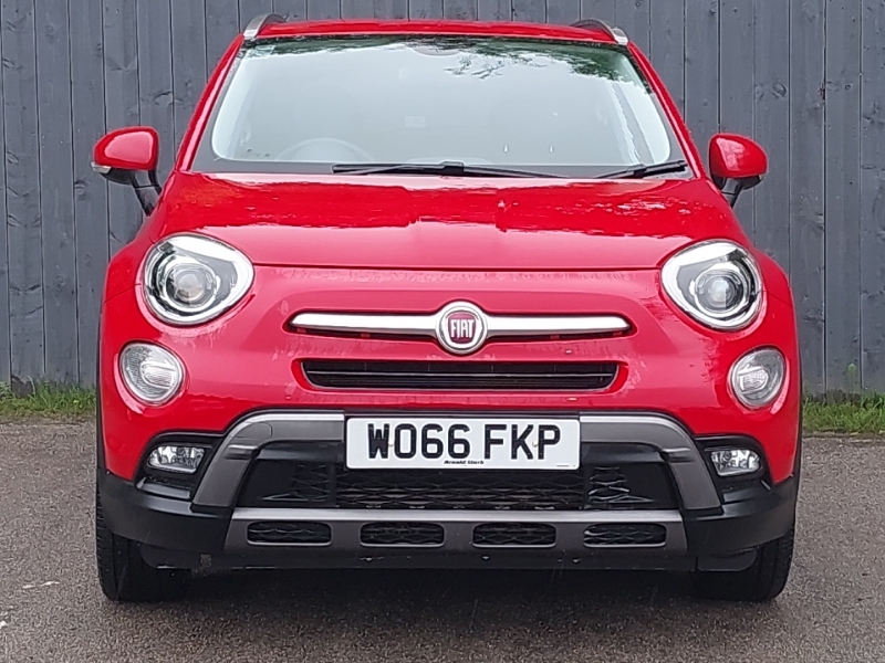 Compare Fiat 500X 1.4 Multiair Cross Plus WO66FKP Red