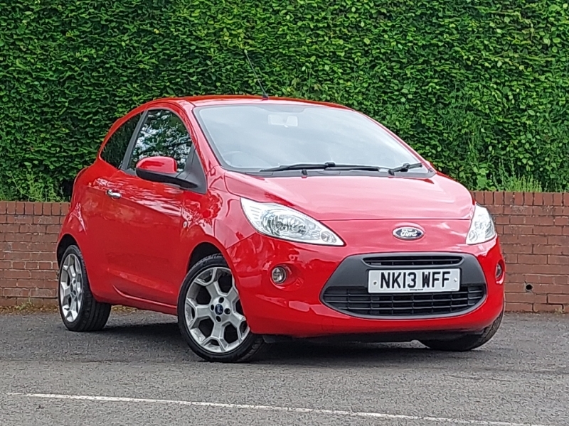 Compare Ford KA 1.2 Titanium Start Stop NK13WFF Red