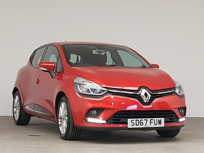 Compare Renault Clio 1.5 Dci 90 Dynamique Nav SD67FUW Red