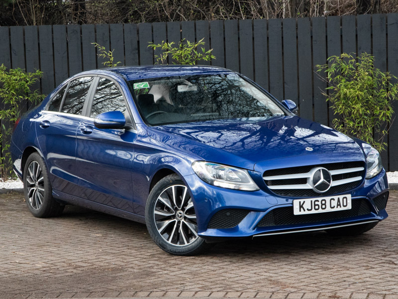 Compare Mercedes-Benz C Class C200 Se 9G-tronic KJ68CAO Blue