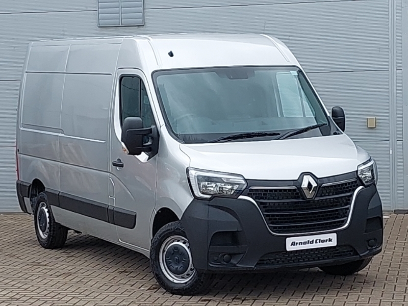 Compare Renault Master Mm35 Blue Dci 135 Start Medium Roof Van SA73ZWP Silver
